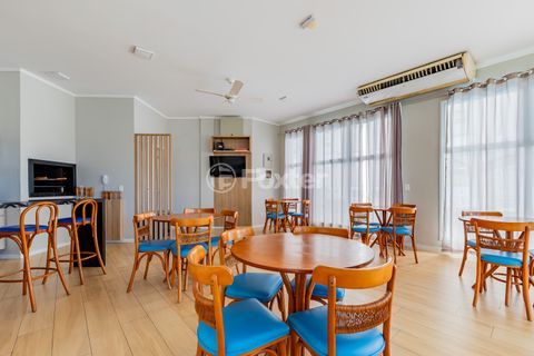 Image 37 - 926895