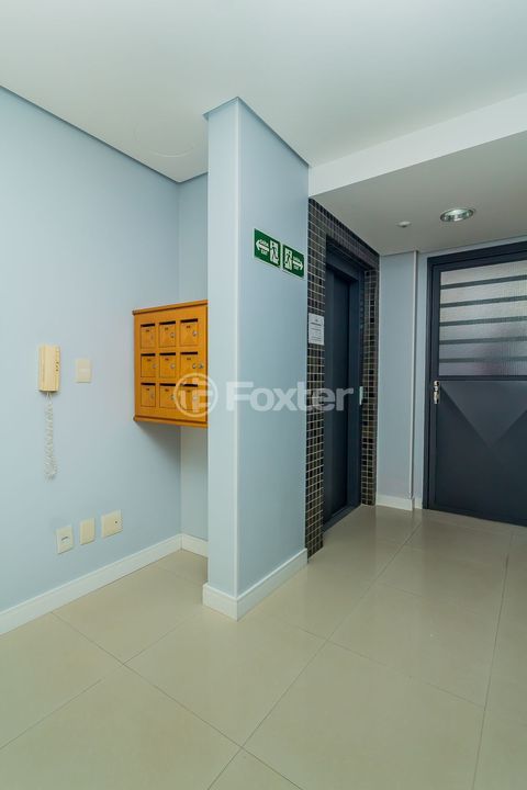 Image 25 - 307922