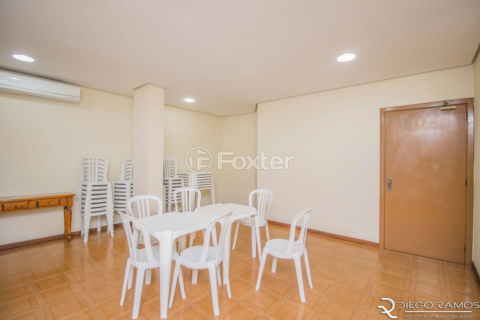 Image 8 - 8692