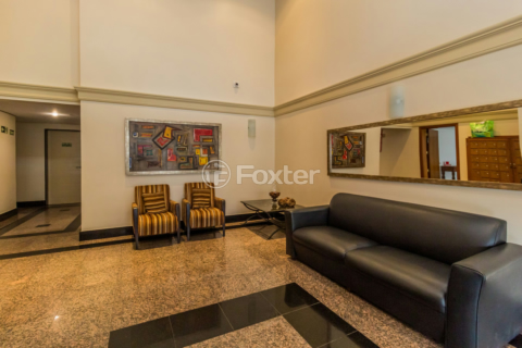 Image 41 - 979044