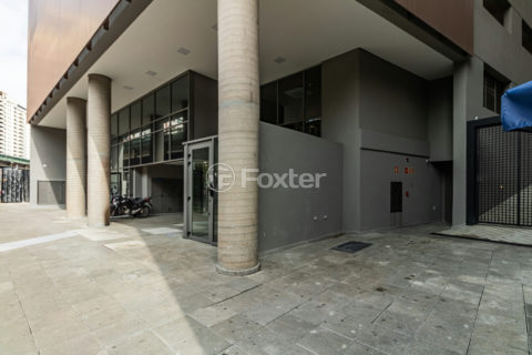 Image 17 - 1019145