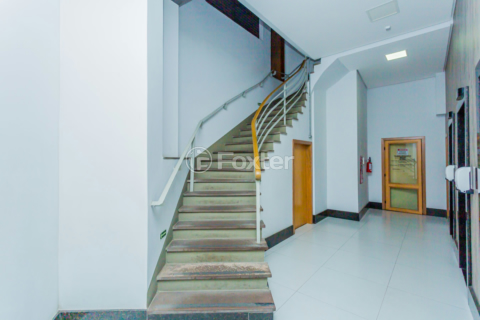 Image 19 - 194460