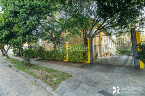 Image 39 - 989249