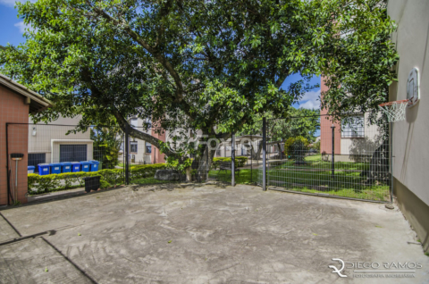Image 6 - 8860