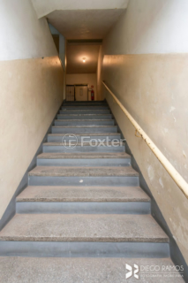 Image 40 - 232933