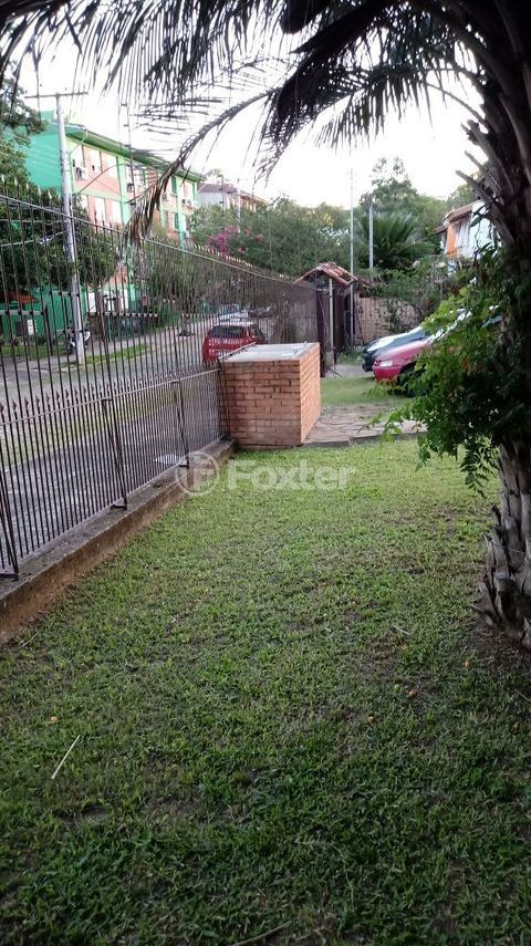 Image 21 - 982383