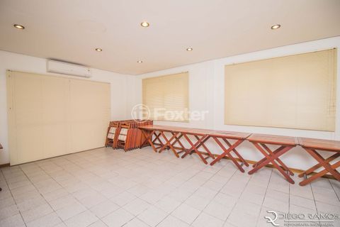 Image 39 - 244285