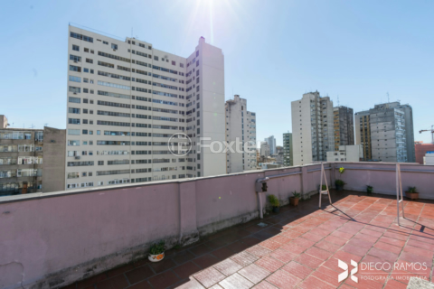 Image 25 - 655718