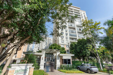 Image 20 - 1014912