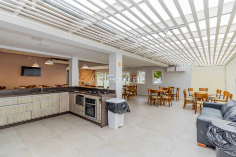 Image 34 - 915946