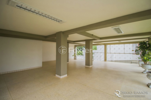 Image 4 - 1006404