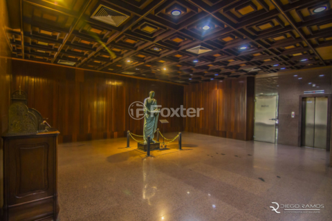 Image 3 - 9098