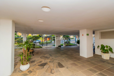 Image 38 - 818294