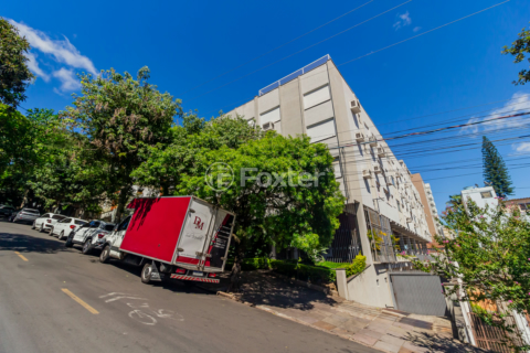 Image 7 - 979410