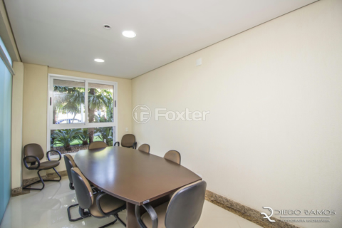 Image 32 - 372824