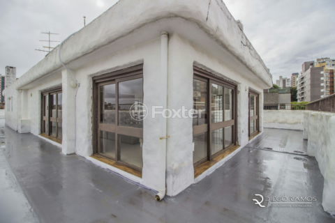 Image 46 - 879383