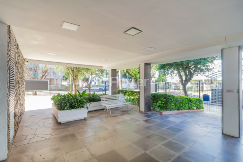 Image 31 - 821927