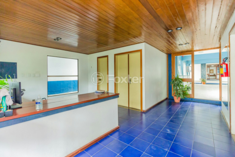 Image 42 - 1028212