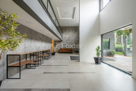 Image 35 - 1025084