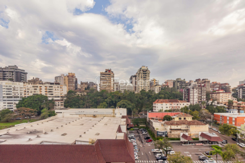 Image 8 - 1007375