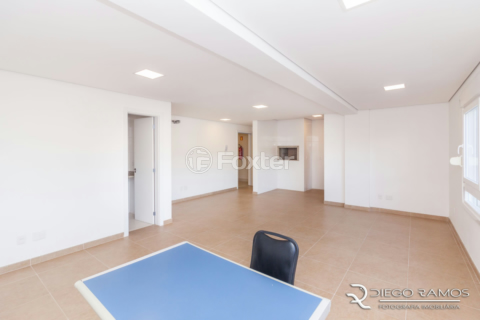 Image 31 - 999740