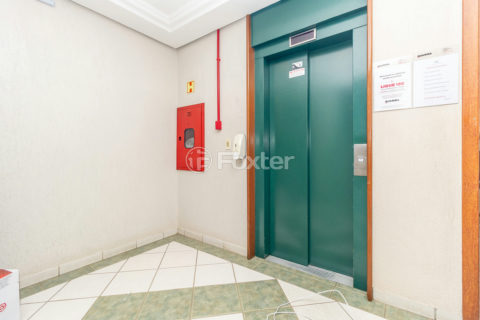 Image 39 - 718600
