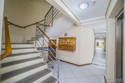 Image 32 - 1012227