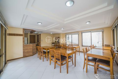 Image 36 - 1012227