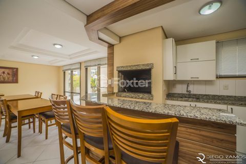 Image 37 - 1012227