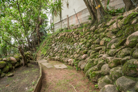Image 33 - 268064