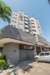 Image 42 - 932135