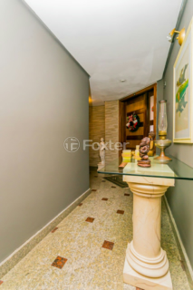 Image 60 - 1014280