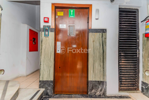 Image 33 - 965678
