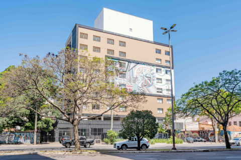 Image 14 - 846857