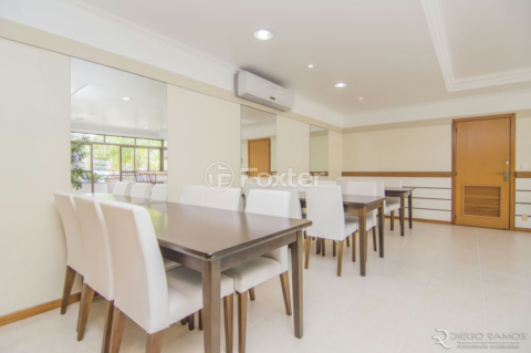 Image 33 - 959526