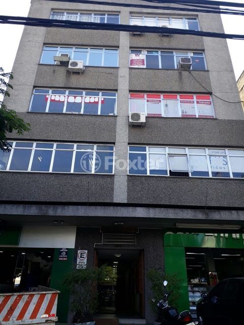 Image 18 - 340740