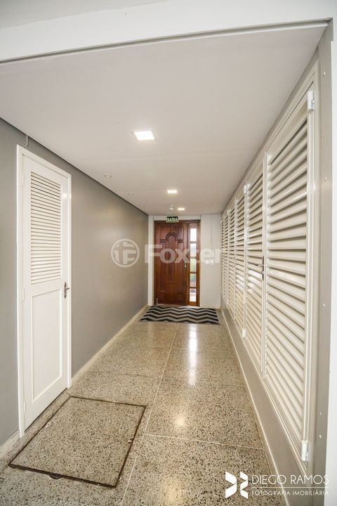 Image 30 - 235167