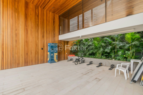 Image 32 - 449744
