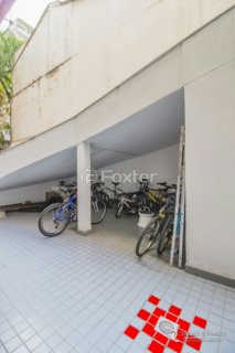 Image 9 - 1028193