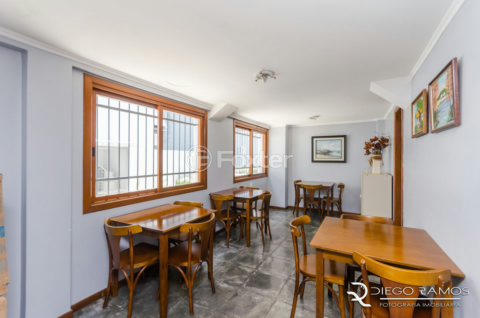 Image 32 - 303096