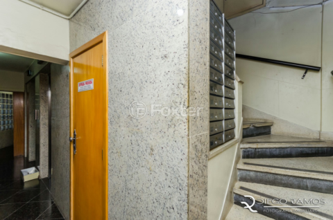 Image 27 - 296747