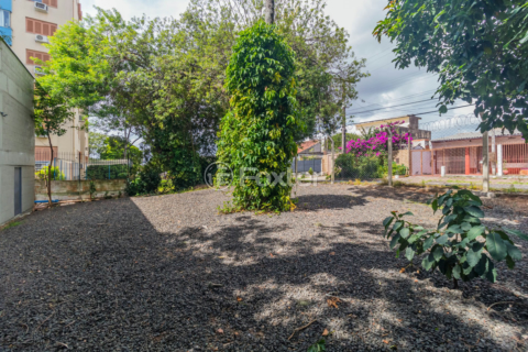 Image 44 - 1013406