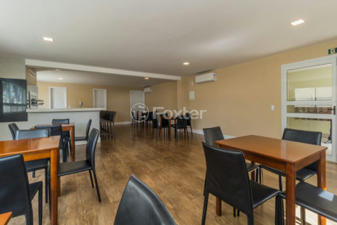 Image 37 - 1013406