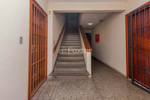 Image 15 - 916302