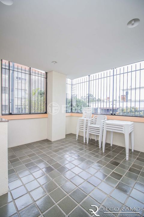 Image 34 - 1013570