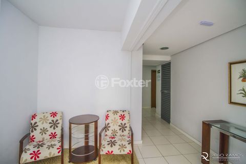 Image 22 - 1004115