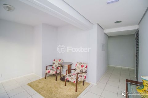 Image 21 - 1004115