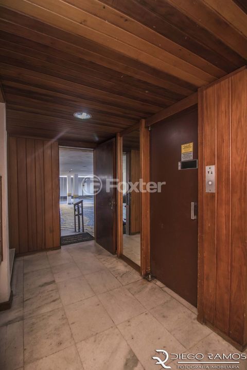 Image 40 - 1016915