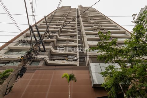 Image 31 - 1011416