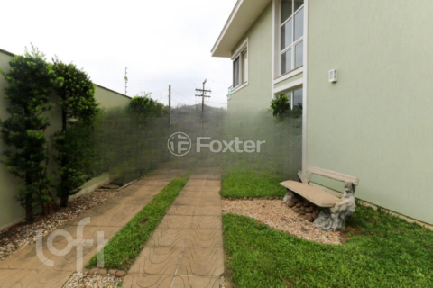 Image 34 - 1000014